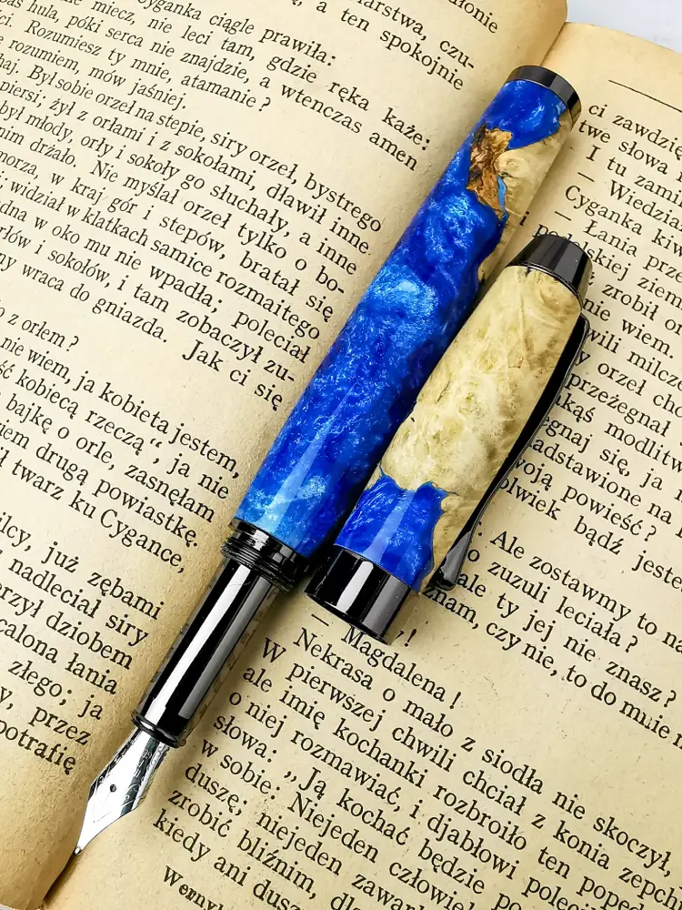 Długopis hybryda drewna morwy i żywicy 3