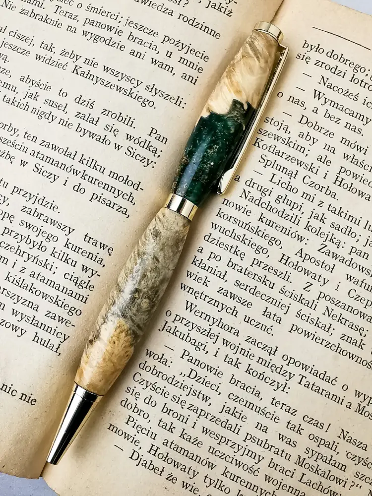Długopis z drewna stabilizowanego typu 3 slim 2
